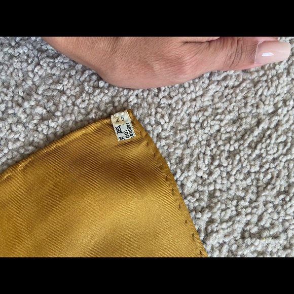 VINTAGE HERMÈS SCARF - Picture 4 of 5
